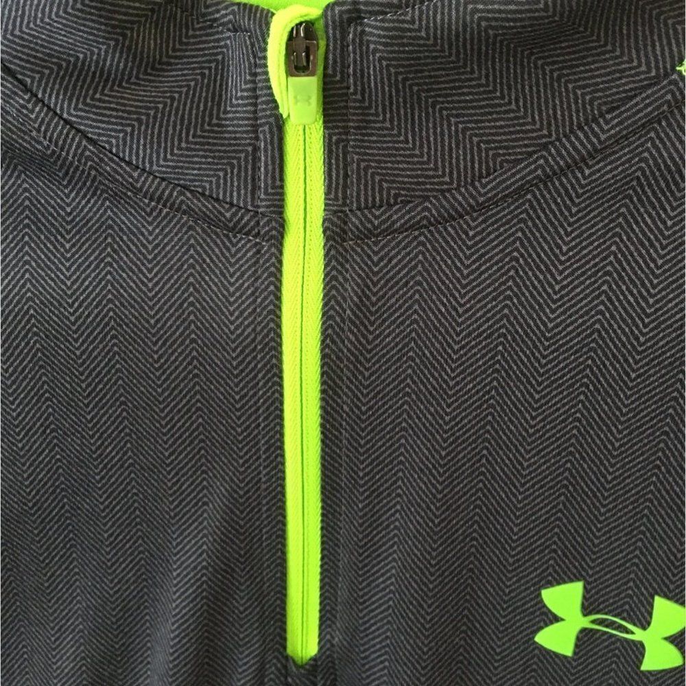 Under Armour Athletic Pullover Mens  1/4 Zip Grey Long Sleeve Size Small - Picture 3 of 5